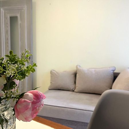 Apartments Vip Avalon Lviv Eksteriør billede