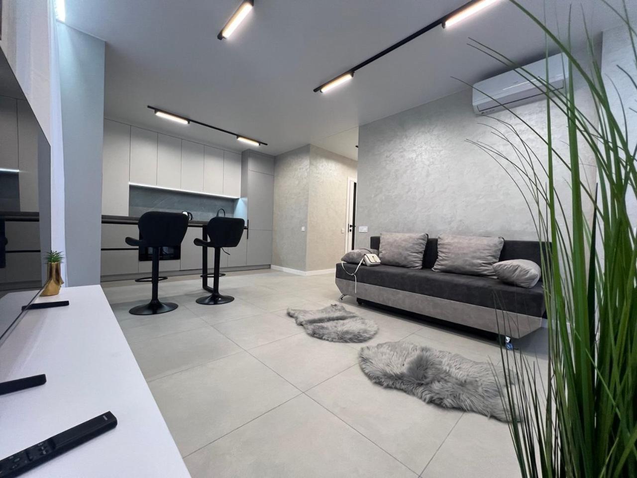 Apartments Vip Avalon Lviv Eksteriør billede